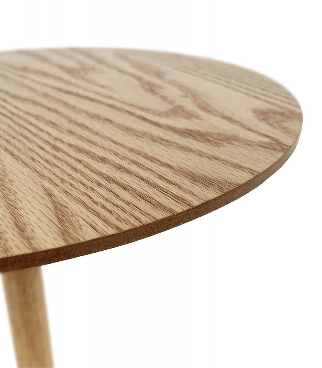 Table basse design ronde 'DILA H40' en bois finition naturelle et métal blanc