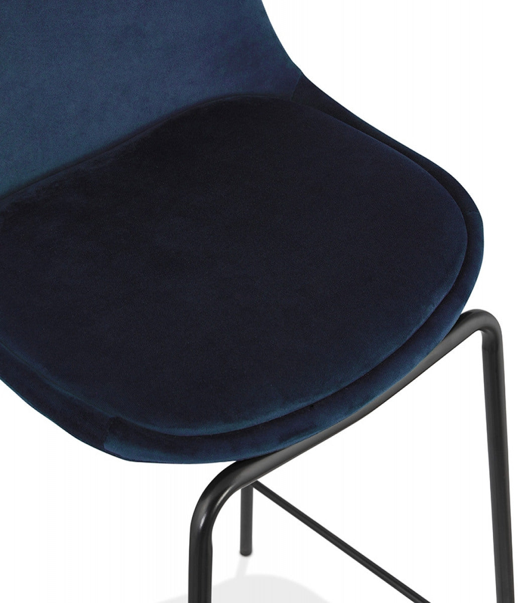Tabouret snack mi-hauteur 'FENTON MINI' en velours bleu et pied en métal noir