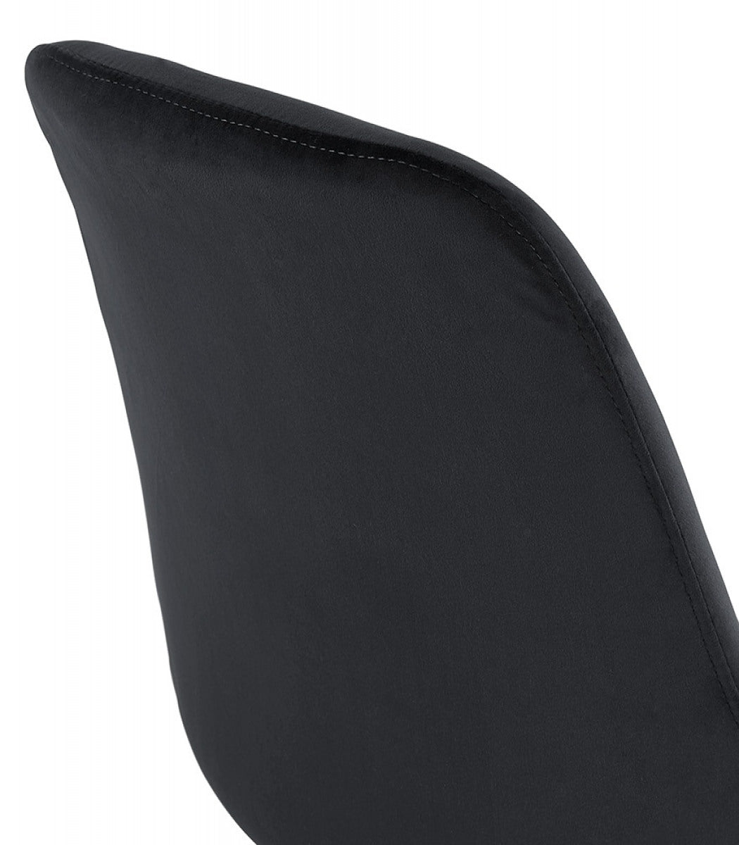Chaise en velours noir 'JOE' avec structure en bois noir