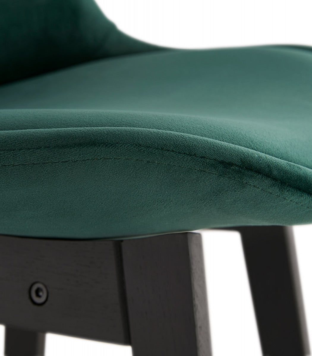 Tabouret de bar 'MORISS' en velours vert et pieds en bois noir