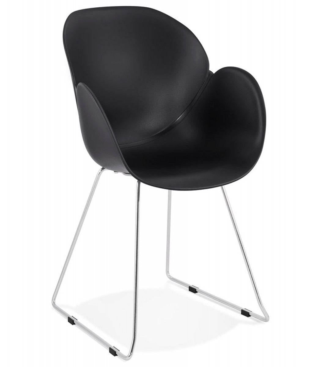 Chaise design 'NEGO' noire en matière plastique