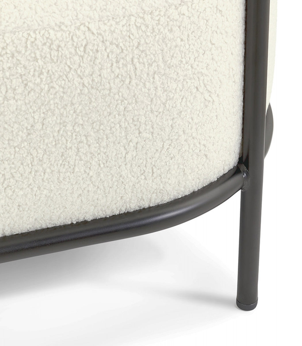 Banquette design 'ORSO BENCH' en tissu bouloché beige