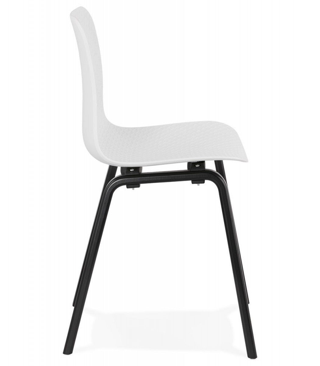 Chaise design 'PACIFIK' blanche avec pieds en bois noir