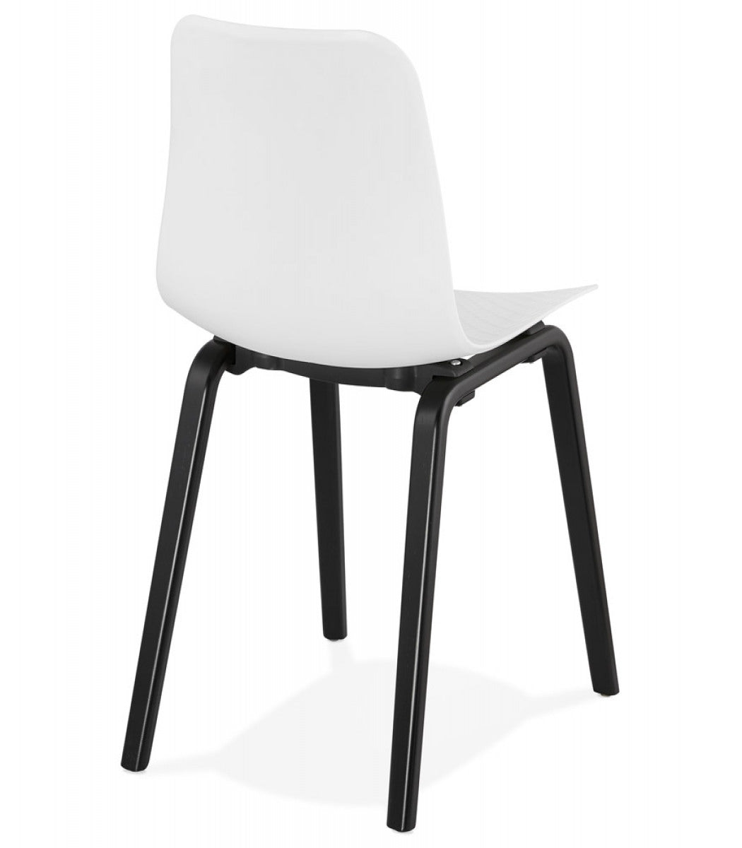 Chaise design 'PACIFIK' blanche avec pieds en bois noir