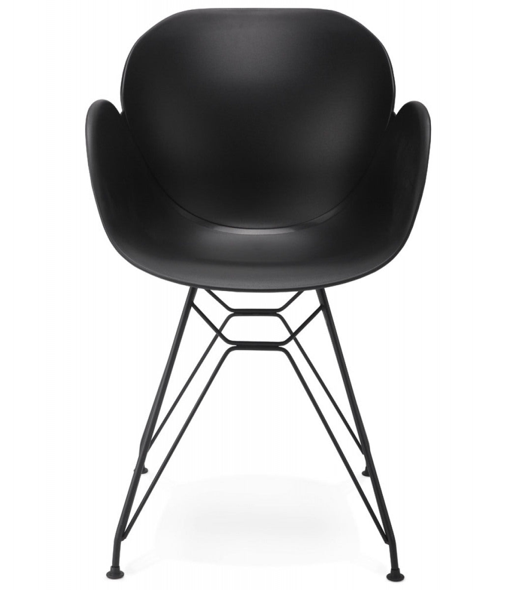Chaise design 'SATELIT' noire style industriel avec pieds en métal noir