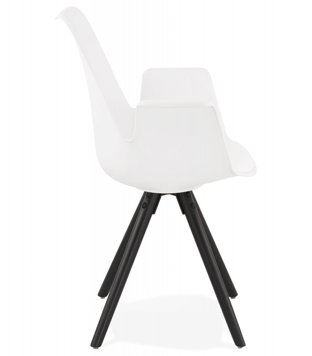 Chaise avec accoudoirs 'ZALIK' blanche avec pieds en bois noir