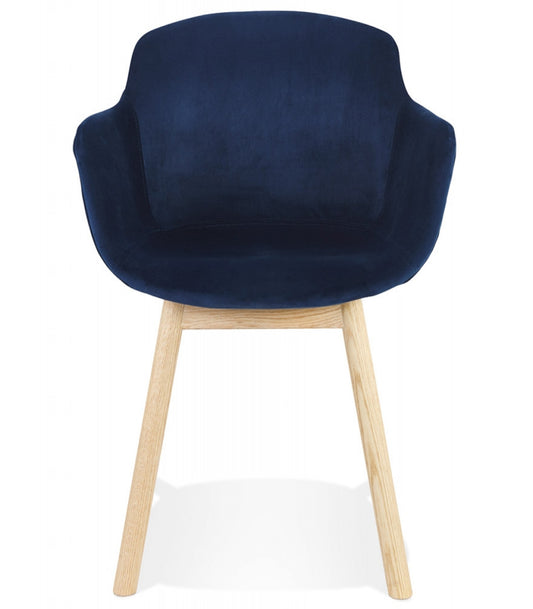Chaise avec accoudoirs 'FRIDA' en velours bleu et pieds en bois naturel