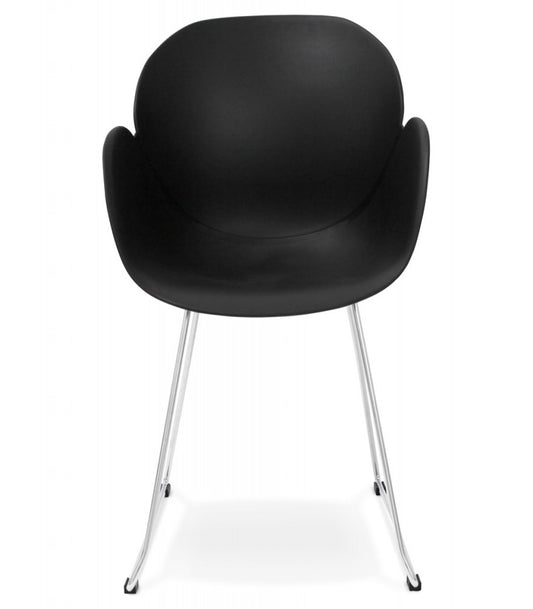 Chaise design 'NEGO' noire en matière plastique