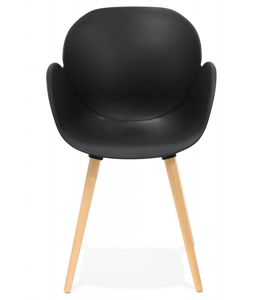 Chaise design scandinave 'PICATA' noire avec pieds en bois