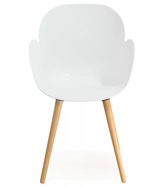 Chaise design scandinave 'PICATA' blanche avec pieds en bois
